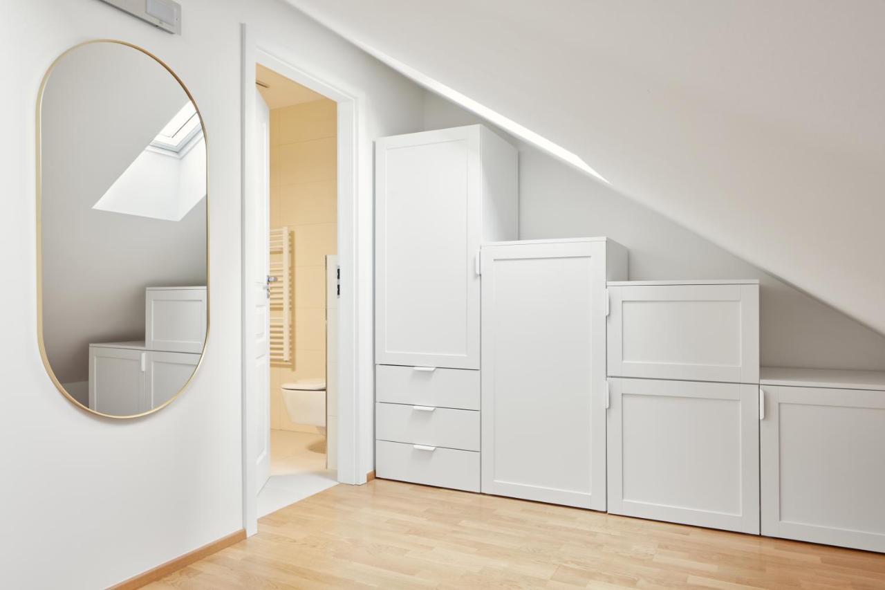 Bright Apartment In New Town By Prague Days Exterior photo